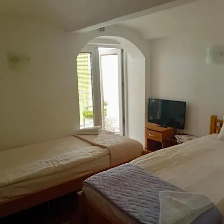 Hortenzija アパート